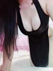 丝足少妇美轩