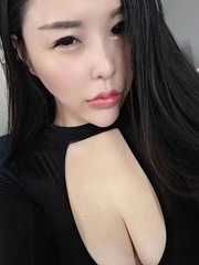 丰满翘臀小野猫
