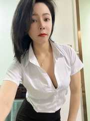 栖霞气质少妇