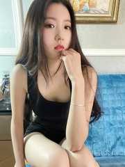 妩媚的佳佳