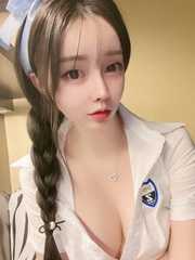 小露护士姐姐