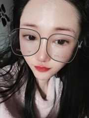 宝安大奶美女希思
