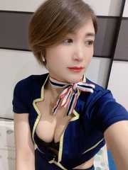 很��有气质的大胸妹妹