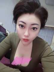 大奶李包子
