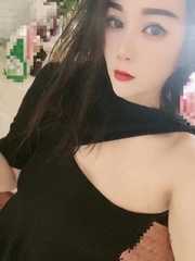 大奶小蜜蜂