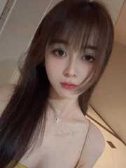 罗湖嫩妹笑笑